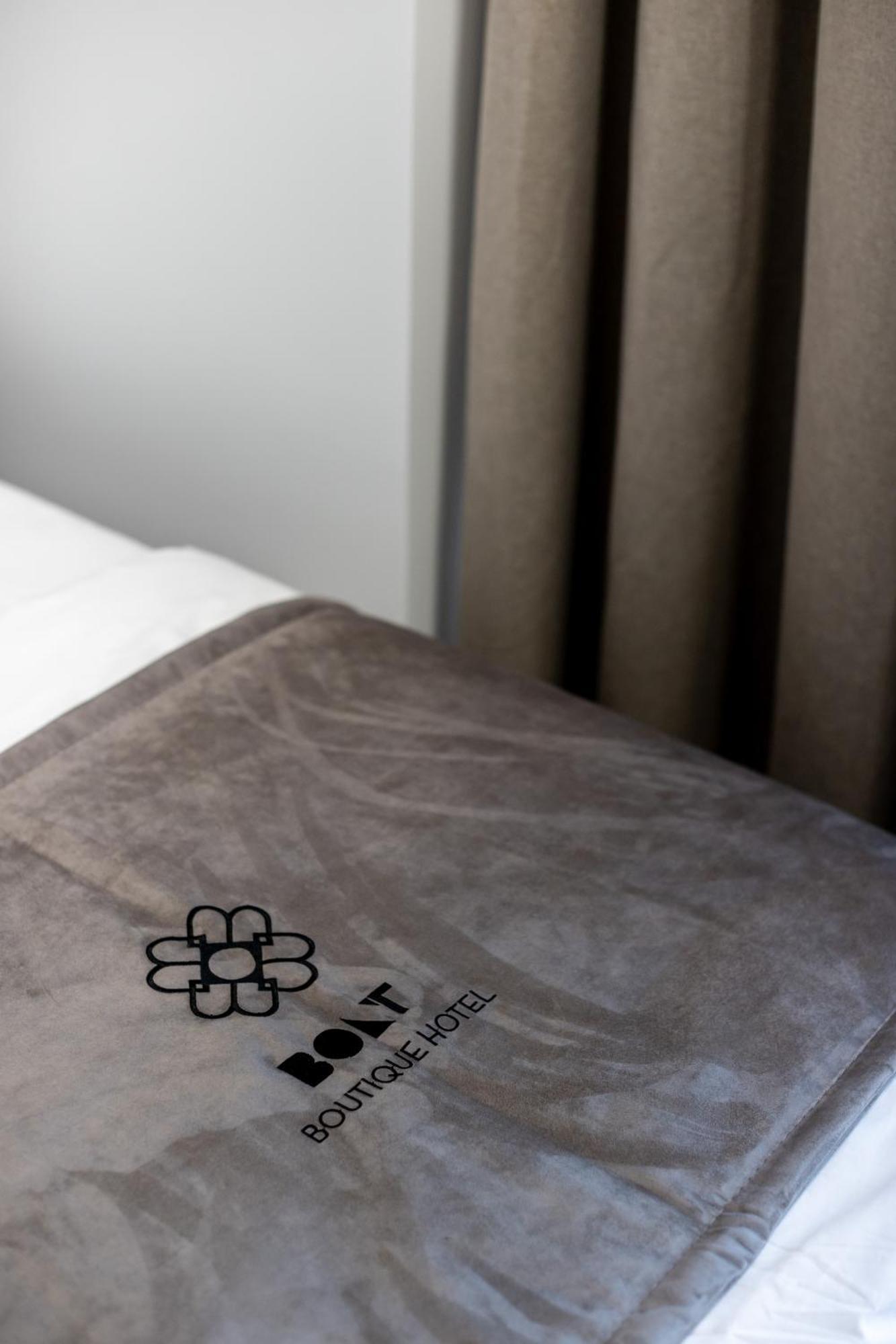 Bolt Boutique Hotel Lezhë エクステリア 写真