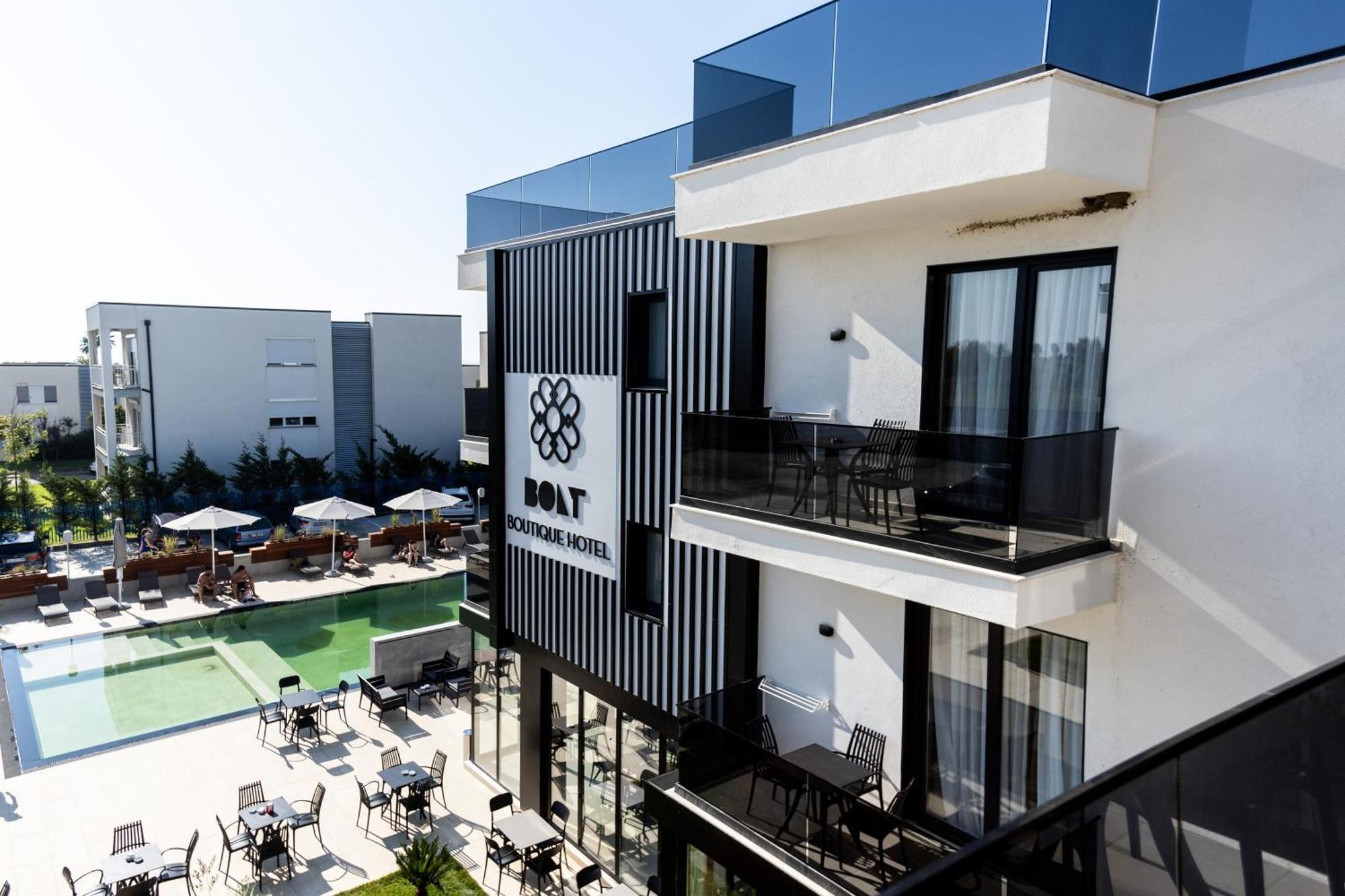 Bolt Boutique Hotel Lezhë エクステリア 写真